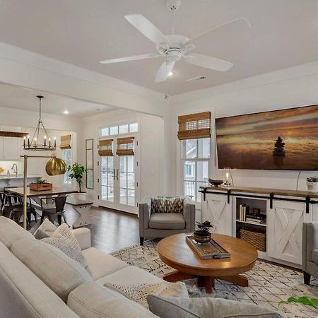 The Sofay Farmhouse - 1 Mile From U Of A - Luxury Amenities Fayetteville Exterior foto
