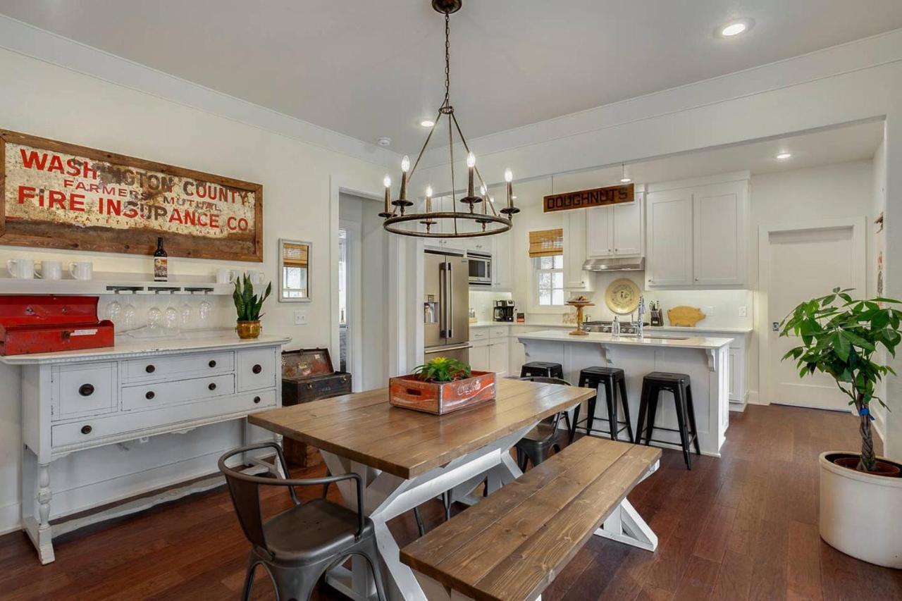 The Sofay Farmhouse - 1 Mile From U Of A - Luxury Amenities Fayetteville Exterior foto